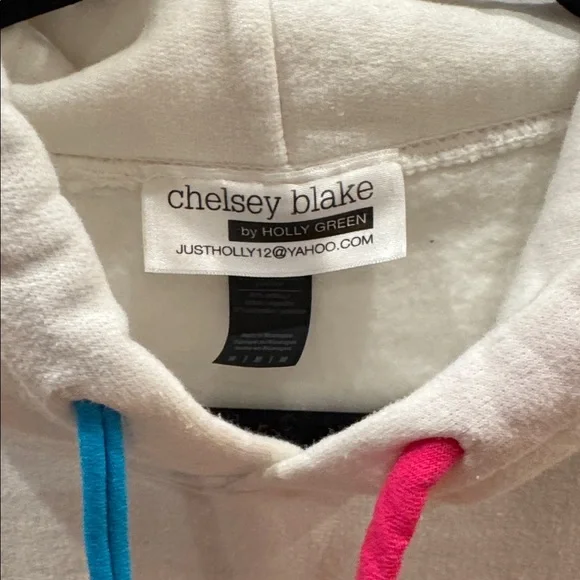 Chelsey Blake by Holly Green White Hoodie with Graphic Design Streetware Medium - Picture 4 of 7